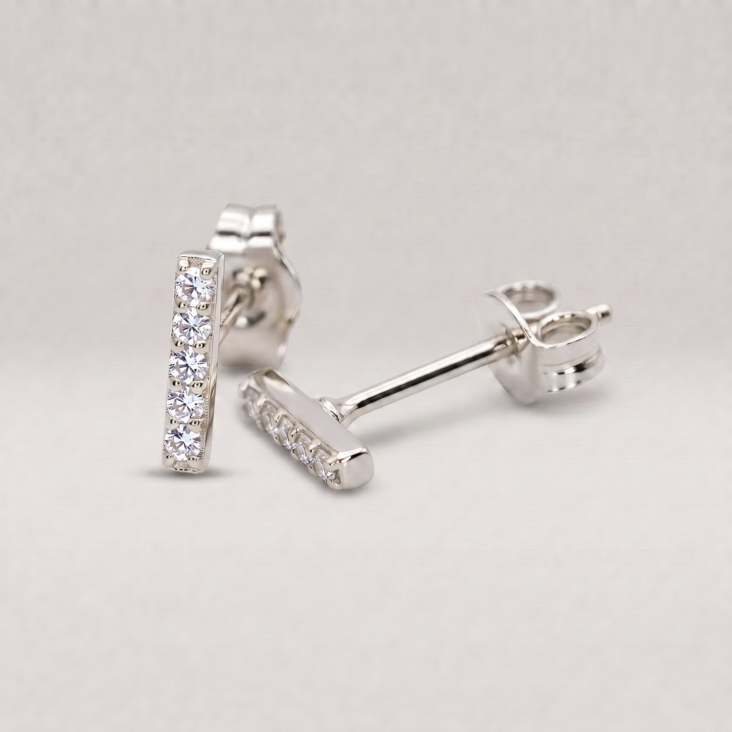 925 Sterling Silver 7.5mm Cubic Zirconia Bar Studs