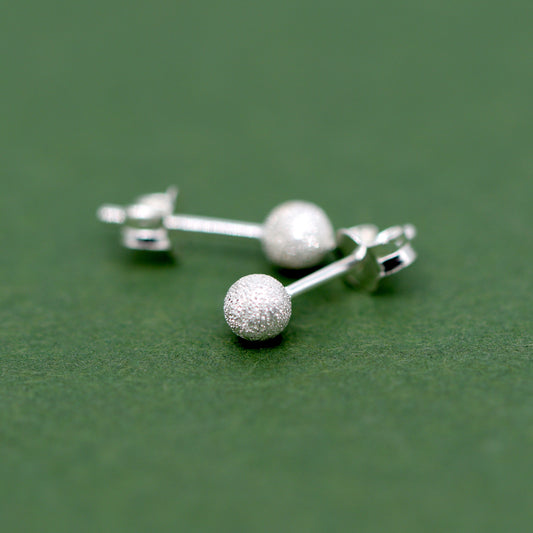 925 Sterling Silver 3/4mm Frosted Ball Studs