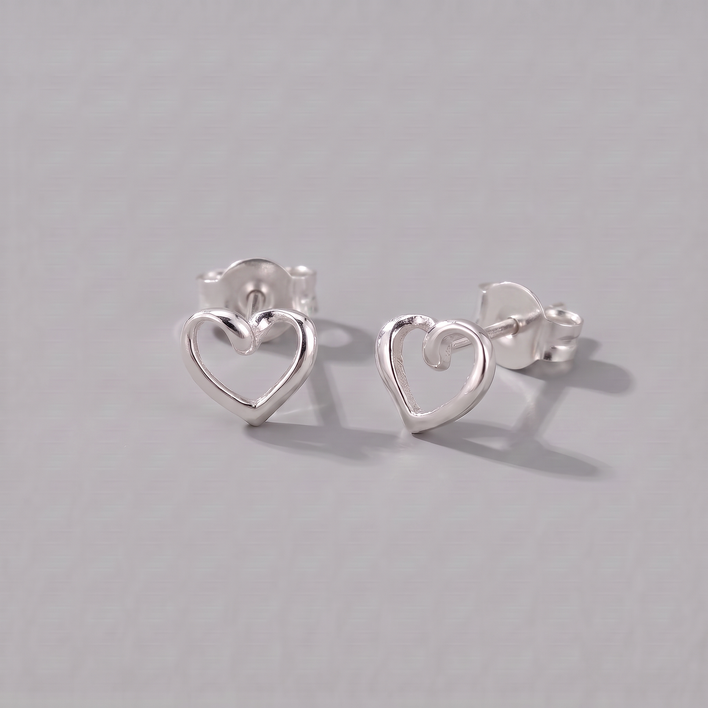 925 Sterling Silver Open Heart Stud Earrings