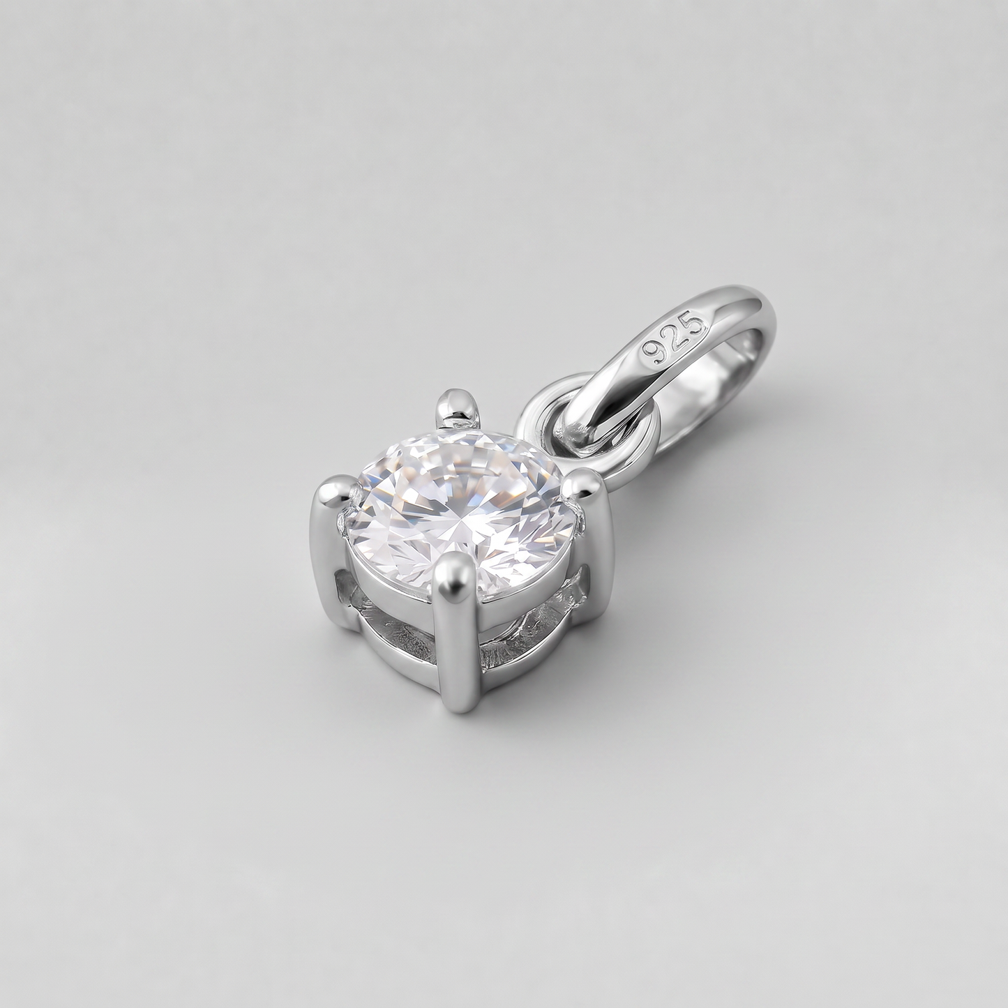 925 Sterling Silver 5mm Cubic Zirconia Pendant