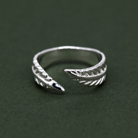 925 Sterling Silver Feather Toe/Adjustable Ring