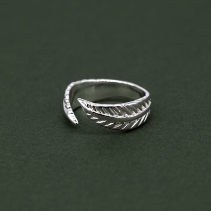 925 Sterling Silver Feather Toe/Adjustable Ring