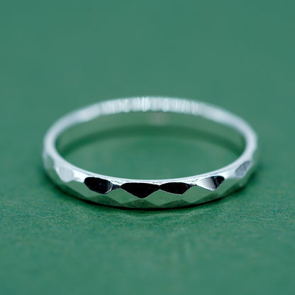 925 Sterling Silver 2.8mm Faceted Hammered Ring