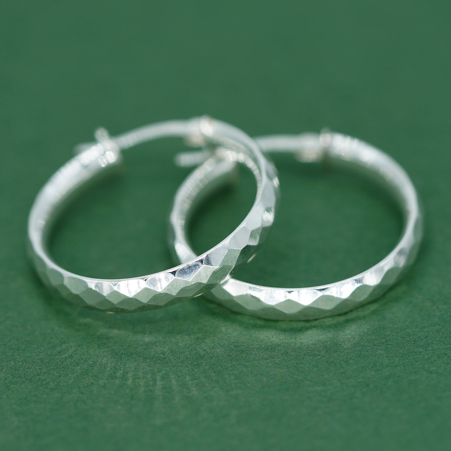 Diamond Cut Creole Hoop Earrings, 925 Sterling Silver or 18k Flash Gold Plated Hoops, Faceted Hoop Earrings, Gift for Her