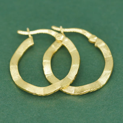 Vintage Effect Wavy Creole Hoop Earrings, 925 Sterling Silver or 18k Gold Plated Hoops, Textured Classic Earrings, Gift for Her