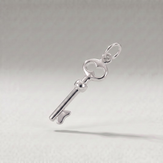 925 Sterling Silver 19mm Key Pendant