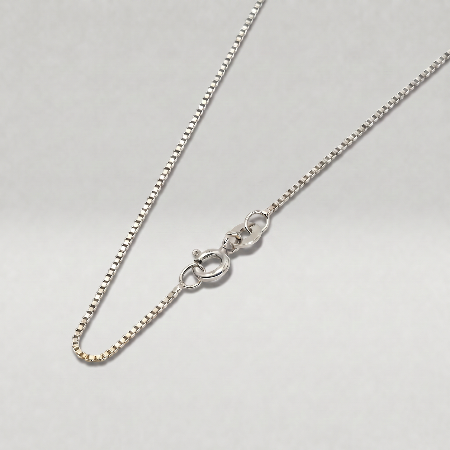 925 Sterling Silver 0.9mm Box Chain Necklace