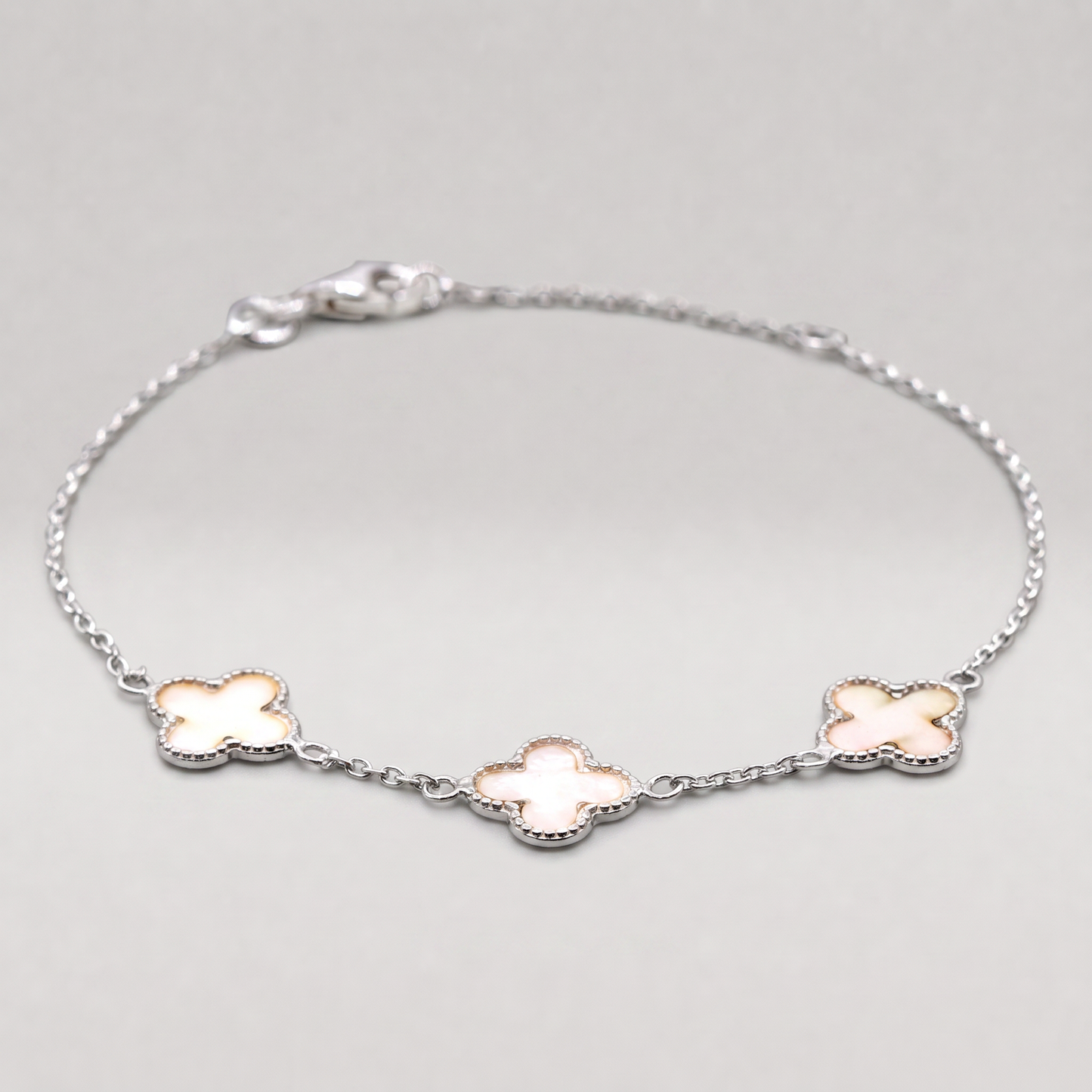 925 Sterling Silver 3x Four Leaf Clover Motif Bracelet on 7.5" Rolo Chain