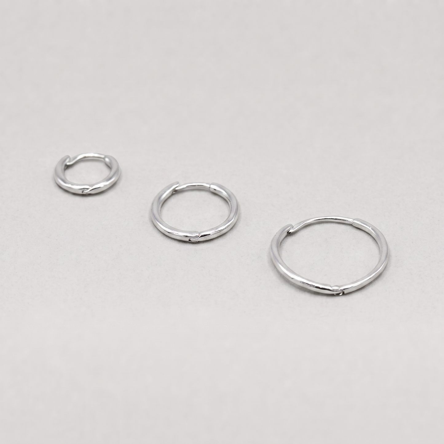 925 Sterling Silver 10, 14, 18mm Round Ear Huggie Hoop Earrings