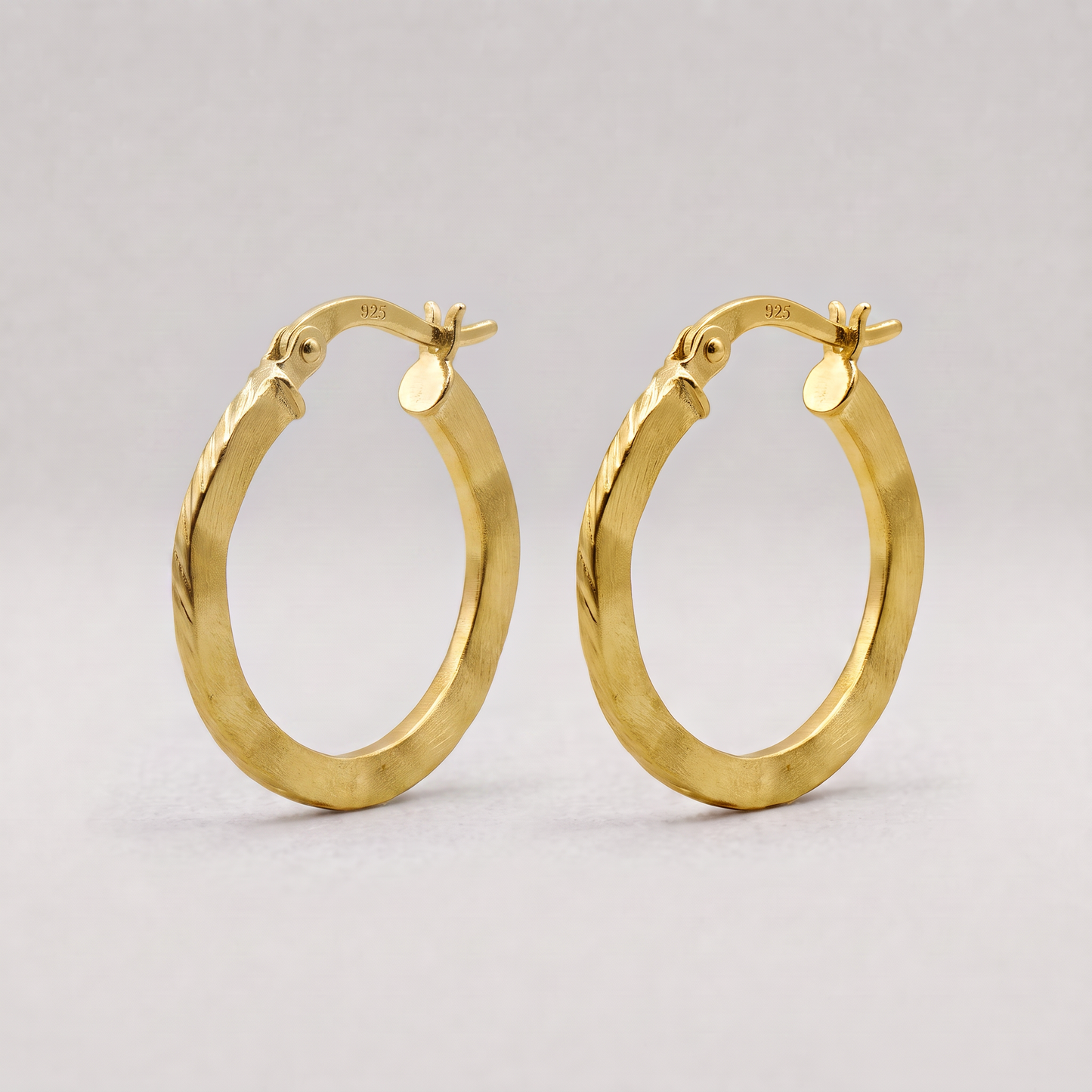 Vintage Effect Wavy Creole Hoop Earrings 21mm